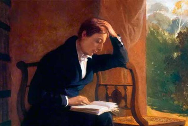 Profesor utilizando herramientas digitales para planificar un año escolar con éxito